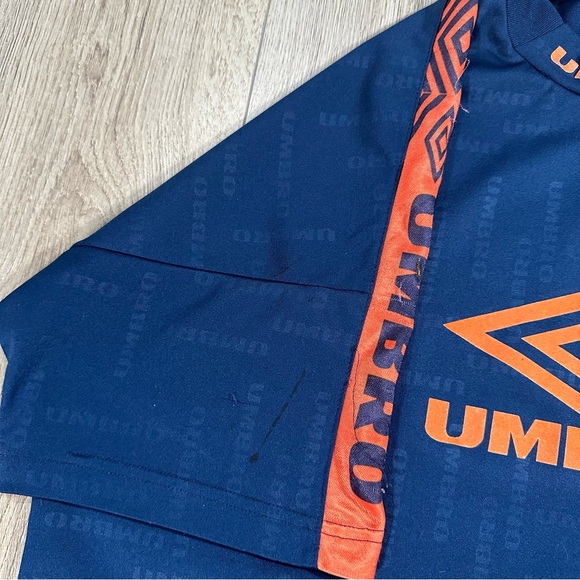Vintage 90s Umbro all-over print t-shirt Size Medium - Picture 6 of 13